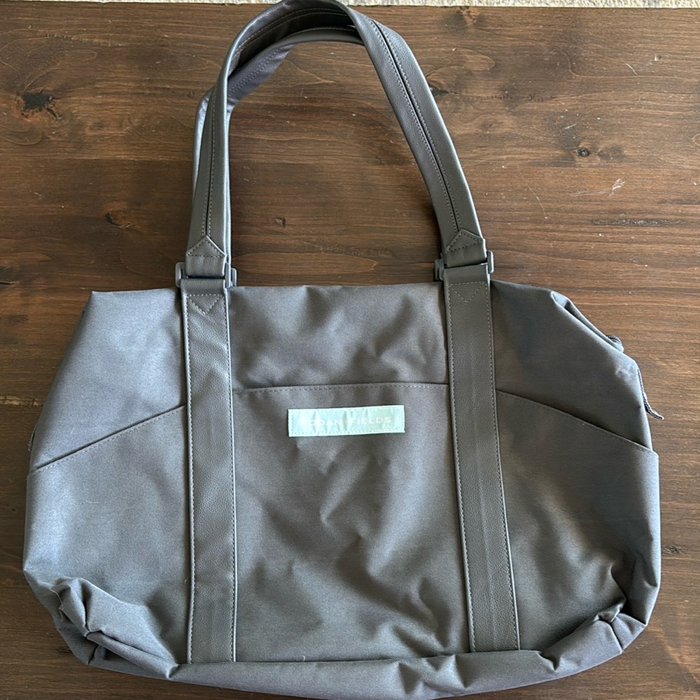 Rodan + Fields Duffle Bag